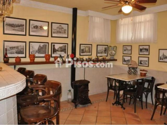 Chalet en alquiler en Casco Urbano