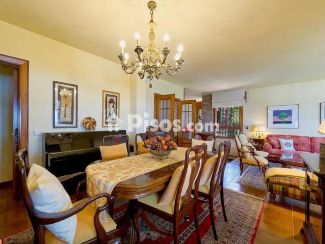 Chalet en alquiler en Cerrado de Calderón Hacienda Paredes