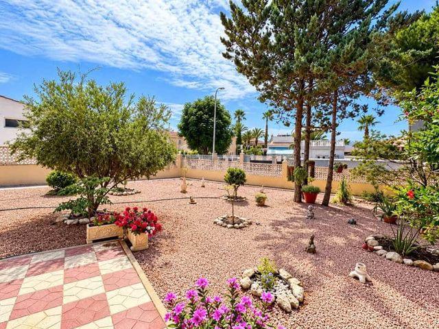 Chalet en alquiler en Ciudad Quesada, Alicante Costa Blanca