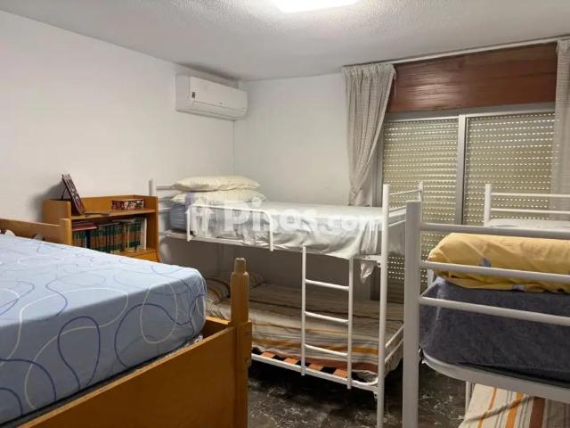 Chalet en alquiler en Cúllar Vega