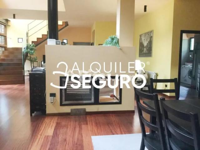 Chalet en alquiler en A Estrada