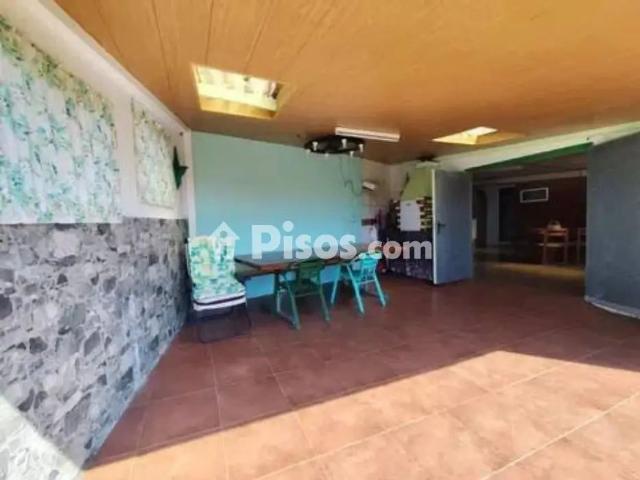 Chalet en alquiler en A Lamela