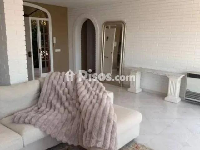 Chalet en alquiler en Alella