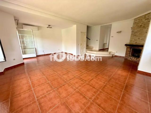 Chalet en alquiler en Algete
