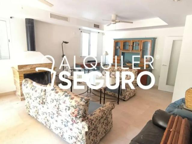 Chalet en alquiler en Almensilla