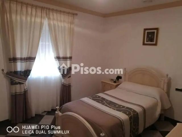 Chalet en alquiler en Arriate