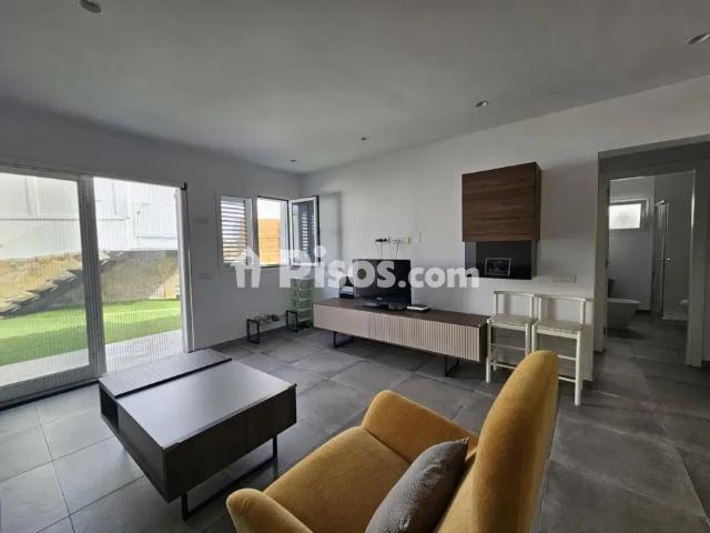 Chalet en alquiler en Avenida Canadá, 8
