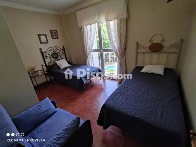 Chalet en alquiler en Avenida de la Barrosa