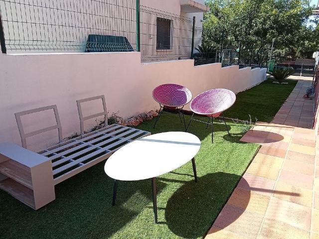 Chalet en alquiler en avenida De Madrid, Sant Cugat del Vallès, de 150 m² 3 habitaciones por 3.900