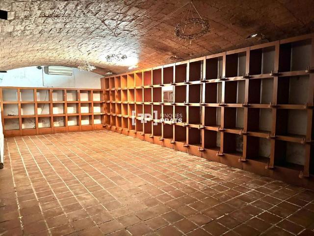 Chalet en alquiler en avenida De Navarra, Lleida, de 250 m² 3 habitaciones por 1.500