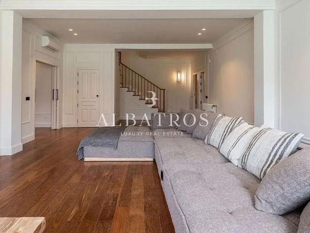 Chalet en alquiler en avenida De Pearson, Barcelona, de 860 m² 7 habitaciones por 25.000