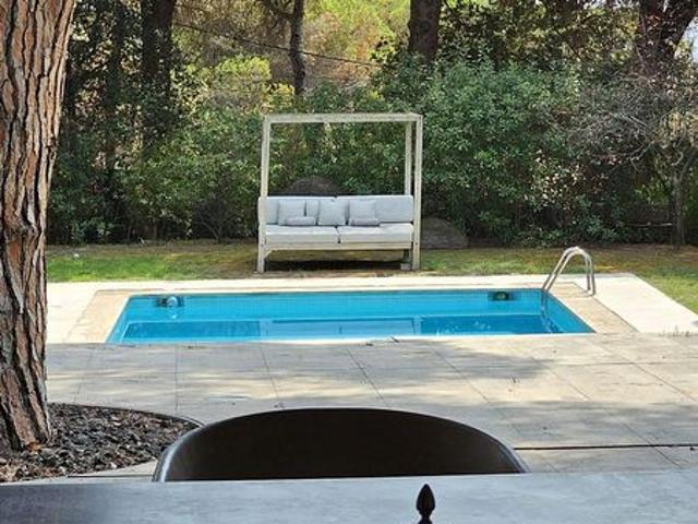 Chalet en alquiler en avenida Onze Pins, Sant Andreu de Llavaneres, de 550 m² 5 habitaciones por 7.500