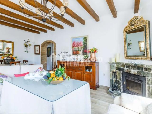 Chalet en alquiler en Benajarafe