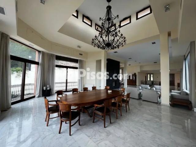 Chalet en alquiler en Benimantell