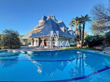 Chalet en alquiler en Gavà, Barcelona Costa Garraf