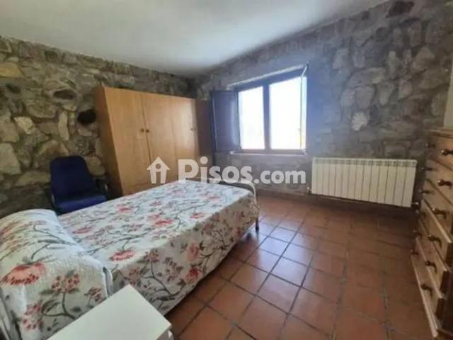 Chalet en alquiler en Gemuño