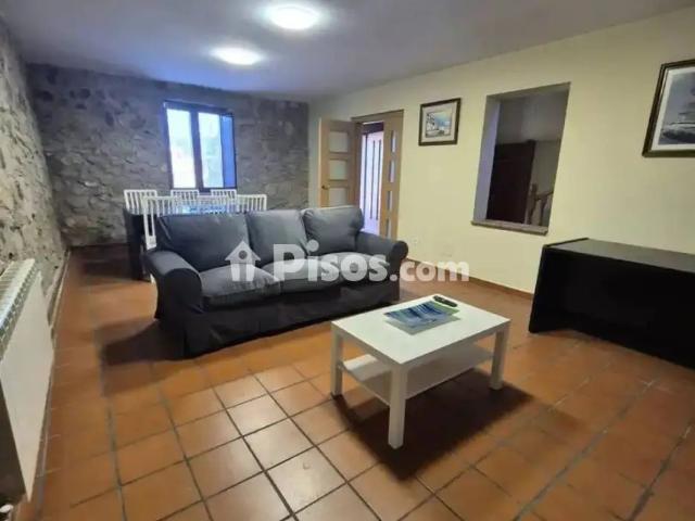 Chalet en alquiler en Gemuño
