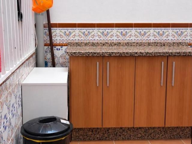 Chalet en alquiler en Granada Granada