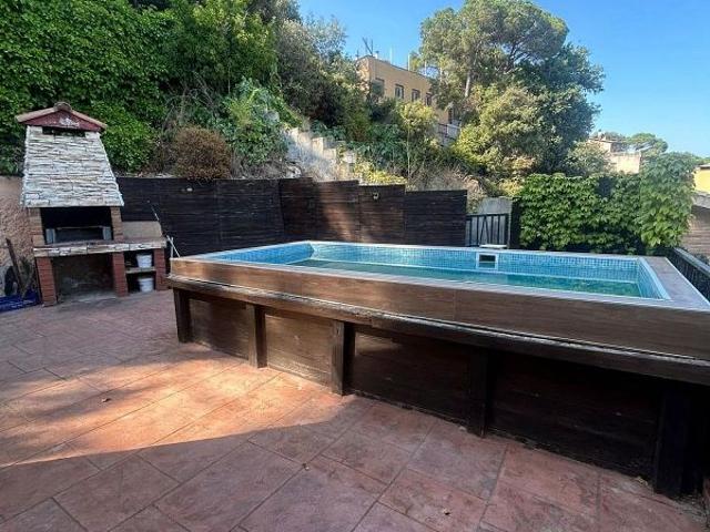 Chalet en alquiler en Dosrius, de 150 m² 4 habitaciones por 1.600