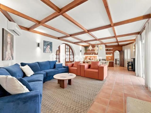 Chalet en alquiler en El Paraíso Atalaya Benamara