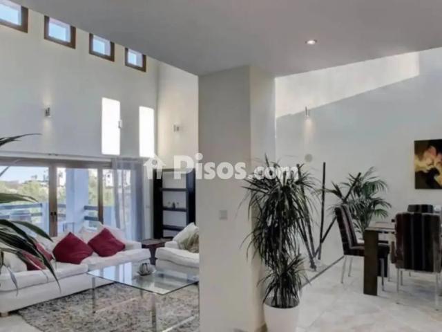 Chalet en alquiler en Estepona