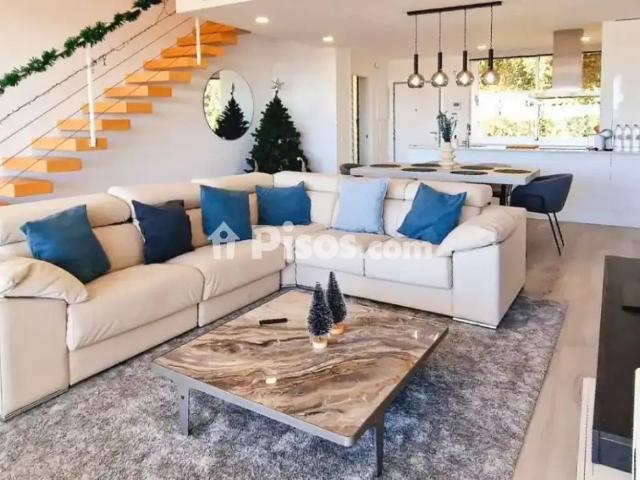 Chalet en alquiler en Estepona