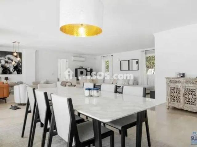 Chalet en alquiler en Estepona