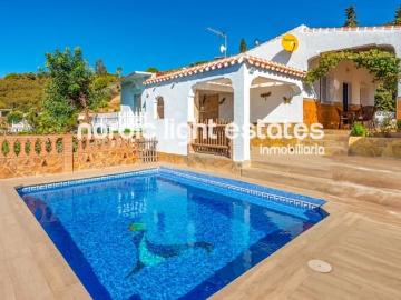 Chalet en alquiler en Frigiliana, Málaga Costa del Sol