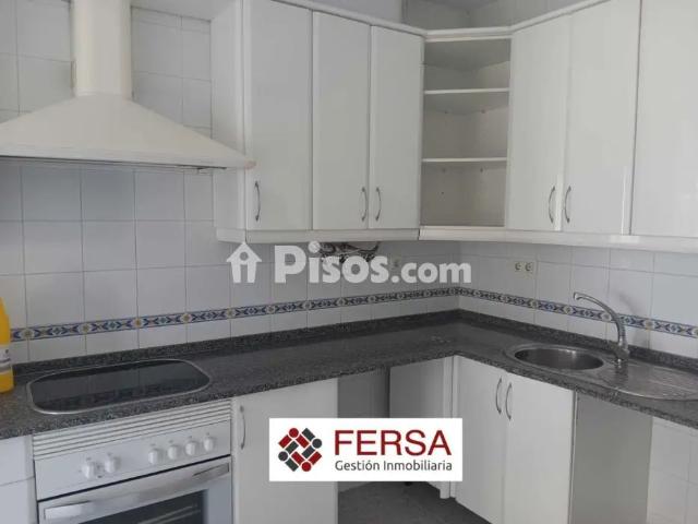 Chalet en alquiler en Fuentebravia