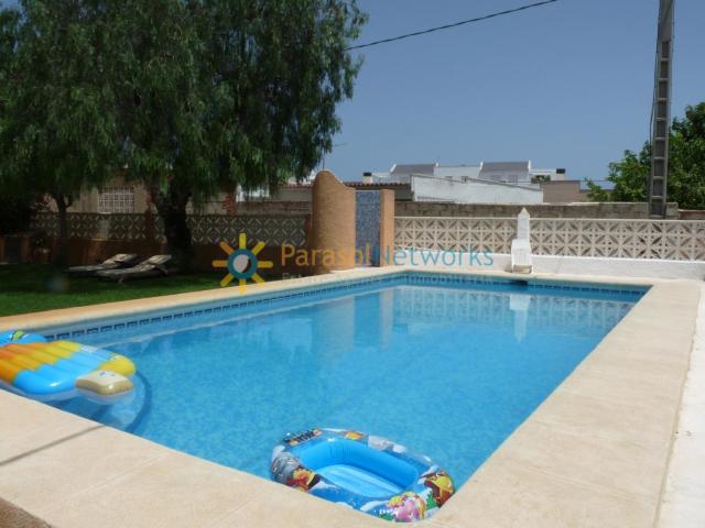 Chalet en alquiler en Oliva Valencia