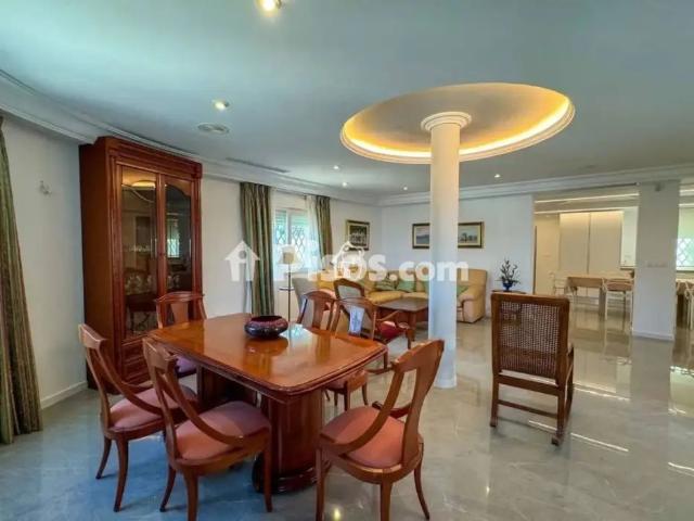 Chalet en alquiler en Orihuela
