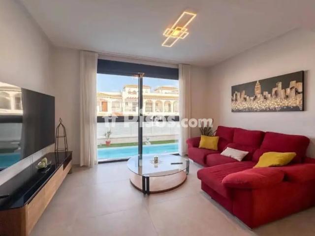 Chalet en alquiler en Orihuela