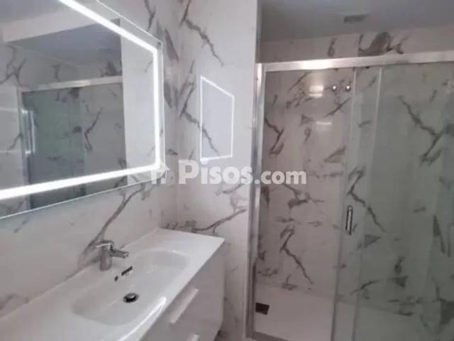 Chalet en alquiler en Lomas de Marbella Club Puente Romano