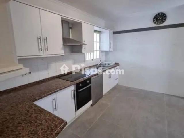 Chalet en alquiler en Lomas de Marbella Club Puente Romano