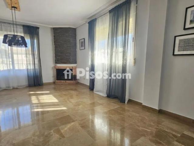 Chalet en alquiler en los Olivos