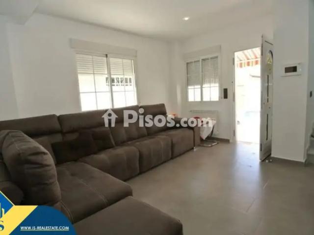 Chalet en alquiler en los Balcones Los Altos Punta Prima