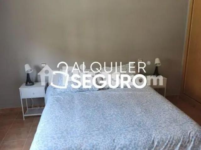 Chalet en alquiler en La Adrada