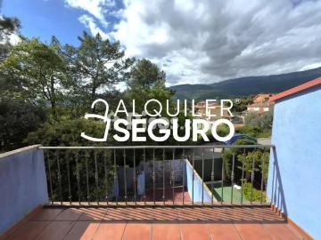 Chalet en alquiler en La Adrada