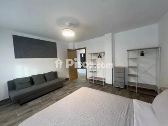 Chalet en alquiler en La Rinconada