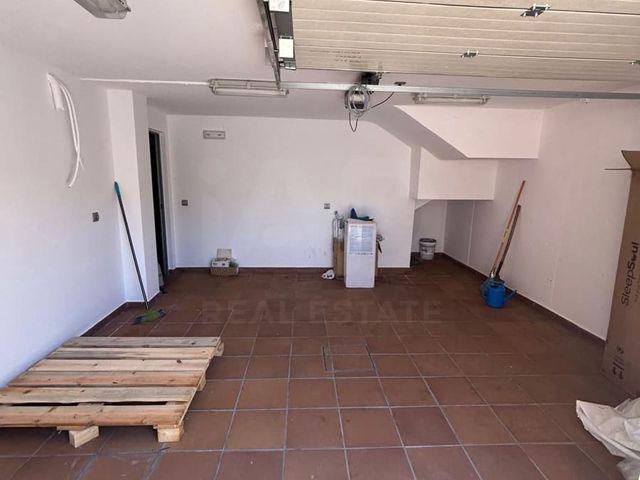 Chalet en alquiler en León, León