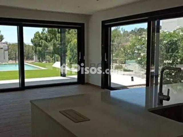 Chalet en alquiler en Les Botigues de Sitges