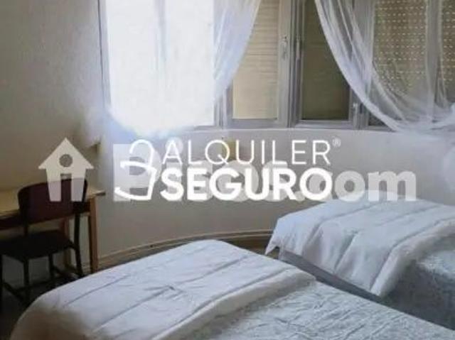 Chalet en alquiler en Lillo