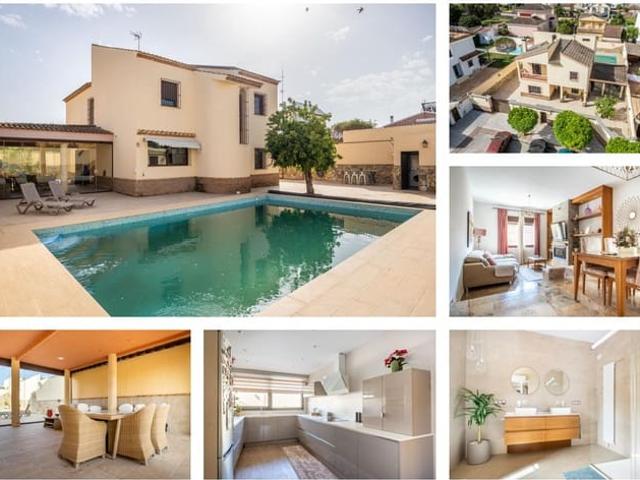 Chalet en alquiler en Montequinto, Sevilla