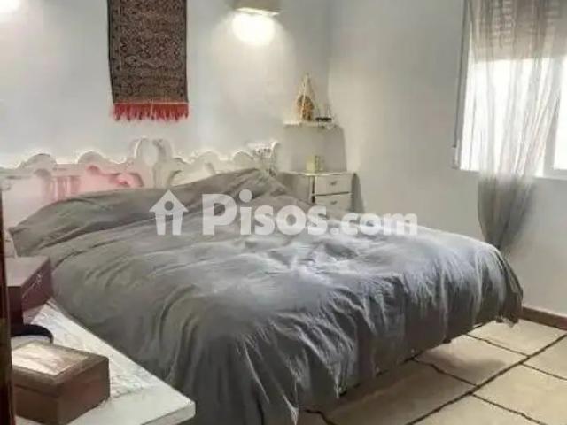 Chalet en alquiler en Madrigalejo