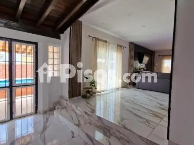 Chalet en alquiler en Manantiales Cortijos del Sol Fuensanguínea