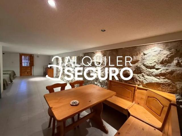 Chalet en alquiler en Manzanares El Real