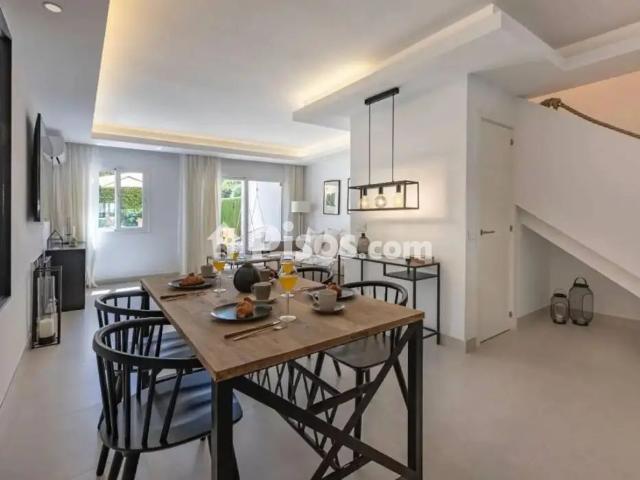 Chalet en alquiler en Marbella
