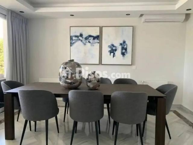 Chalet en alquiler en Marbella