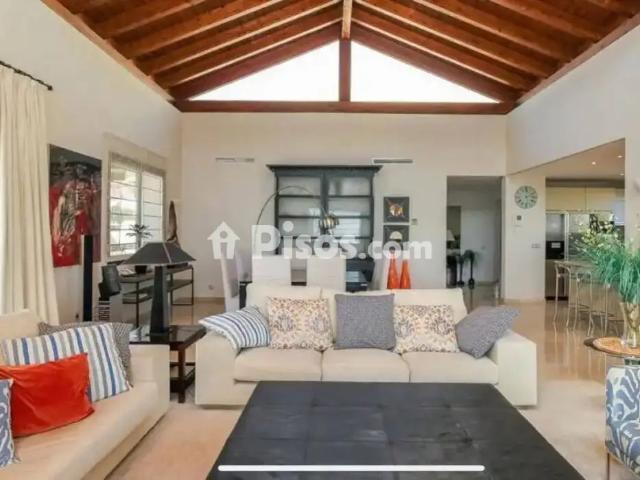 Chalet en alquiler en Marbella