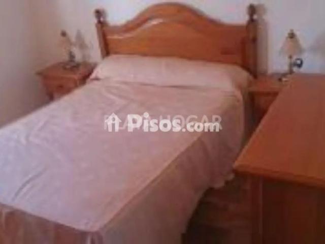 Chalet en alquiler en Munive